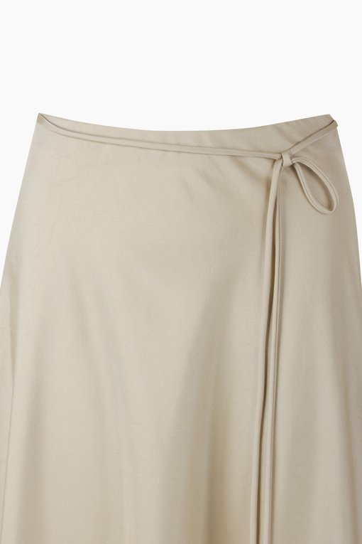 https://img.benettonmall.com/PARTS/KS/26F/SASK05641BG_MB_D12.jpg?cb=1789410927