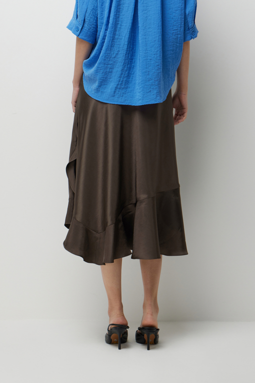 https://img.benettonmall.com/PARTS/KS/26F/SASK05641BR_MB_D2.jpg?cb=1789410927
