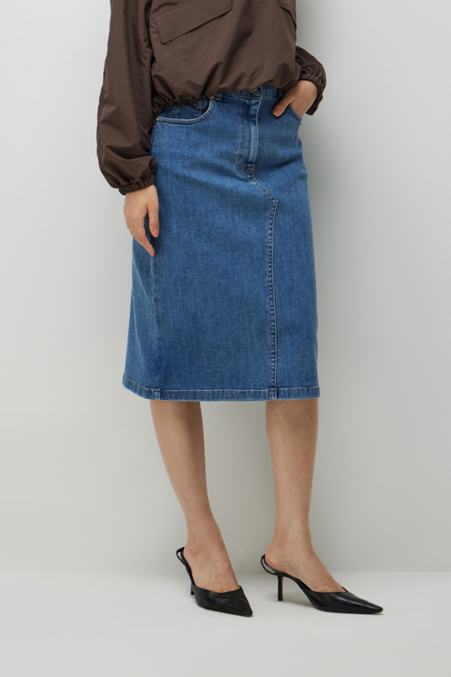 https://img.benettonmall.com/PARTS/KS/26F/SASK07641BL_MB_D1.jpg?cb=1789410927