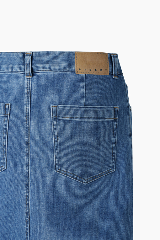 https://img.benettonmall.com/PARTS/KS/26F/SASK07641BL_MB_D14.jpg?cb=1789410927