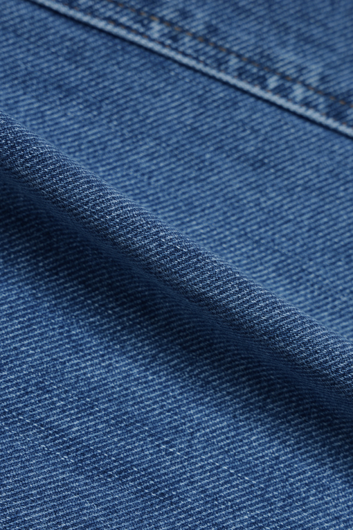 https://img.benettonmall.com/PARTS/KS/26F/SASK07641BL_MB_D16.jpg?cb=1789410927
