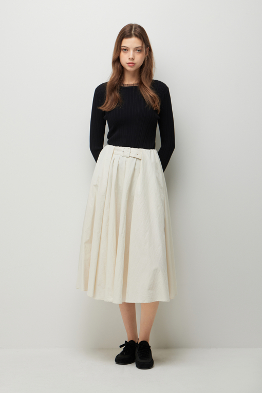 https://img.benettonmall.com/PARTS/KS/26F/SASK08641CR_MB_D5.jpg?cb=1789983961