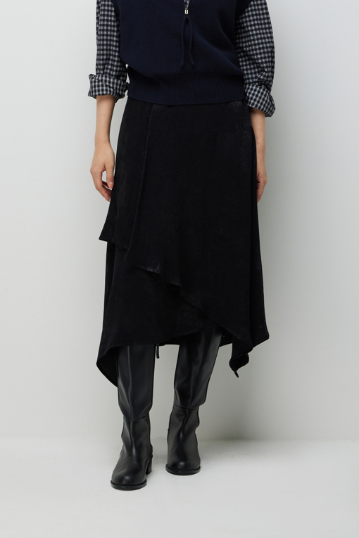 https://img.benettonmall.com/PARTS/KS/26F/SASK32661BK_MB_M0.jpg?cb=1789983961