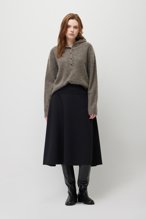 https://img.benettonmall.com/PARTS/KS/26F/SASK34661BK_MB_M5.jpg?cb=1790808094