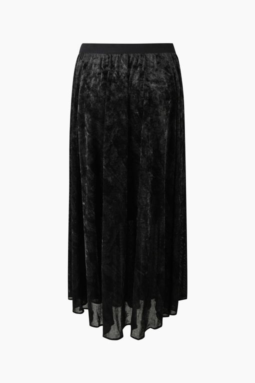 https://img.benettonmall.com/PARTS/KS/26F/SASK37661BK_MB_D1.jpg?cb=1789983961