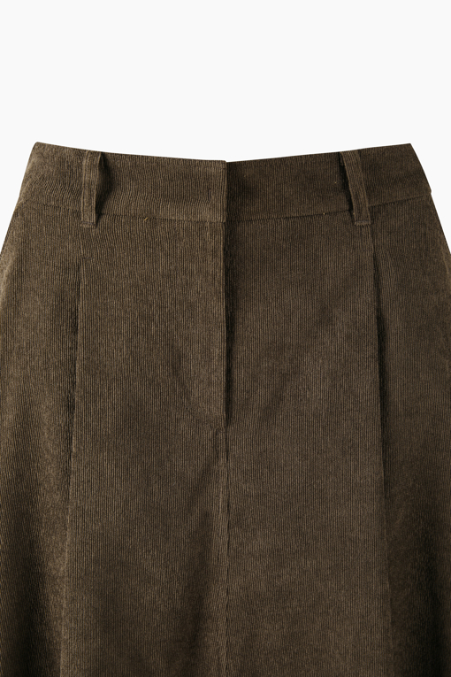 https://img.benettonmall.com/PARTS/KS/26F/SASK38661BR_MB_D2.jpg?cb=1793028892