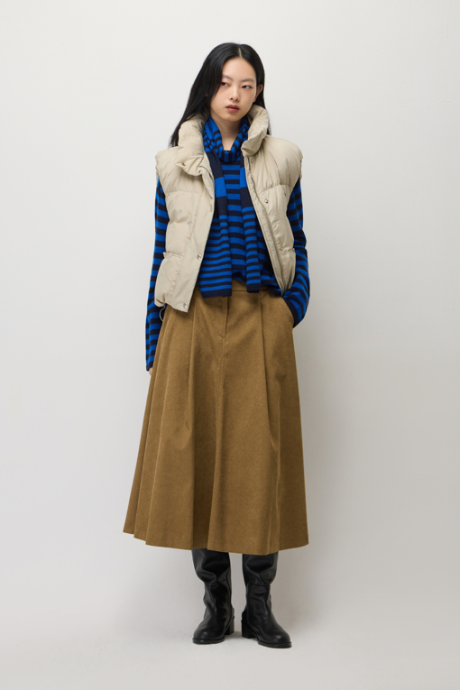 https://img.benettonmall.com/PARTS/KS/26F/SASK38661ED_MB_M5.jpg?cb=1793028892