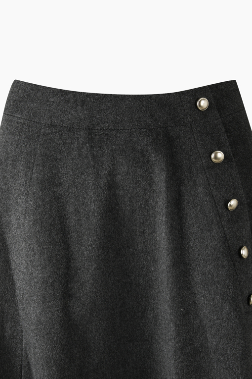 https://img.benettonmall.com/PARTS/KS/26F/SASK39661MG_MB_D2.jpg?cb=1789983961