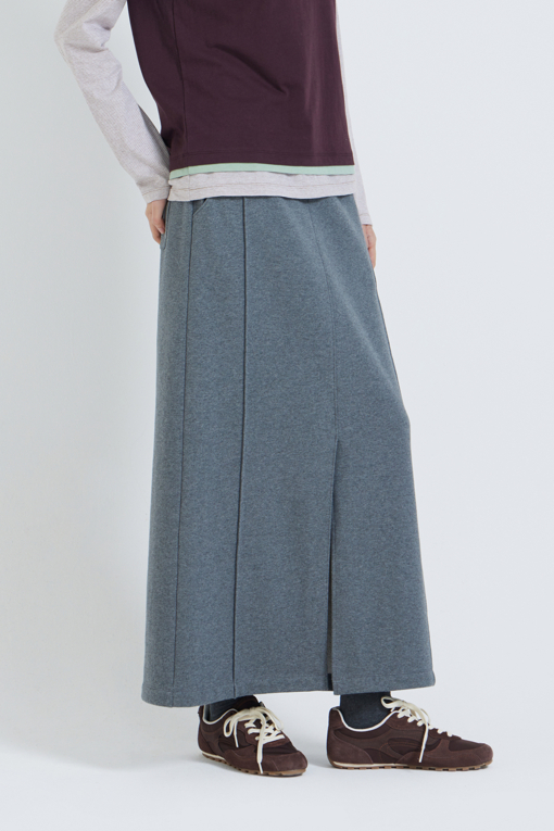 https://img.benettonmall.com/PARTS/KS/26F/SASKE2661DG_MB_M1.jpg?cb=1792404559