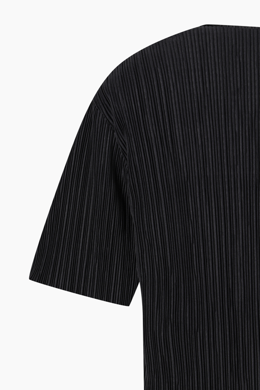 https://img.benettonmall.com/PARTS/KS/26F/SATS01641BK_MB_D13.jpg?cb=1789410927