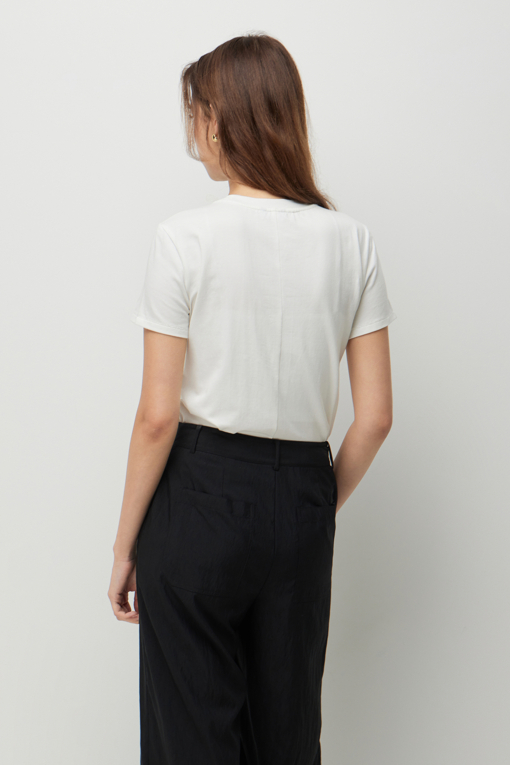 https://img.benettonmall.com/PARTS/KS/26F/SATS02641IV_MB_D2.jpg?cb=1789983961
