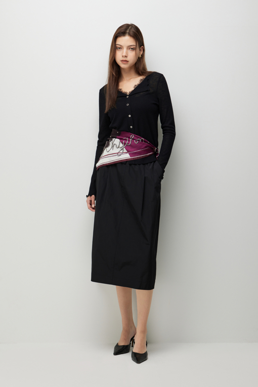 https://img.benettonmall.com/PARTS/KS/26F/SATS03641BK_MB_D5.jpg?cb=1789983961