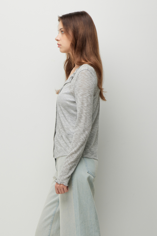 https://img.benettonmall.com/PARTS/KS/26F/SATS03641MG_MB_D1.jpg?cb=1789983961