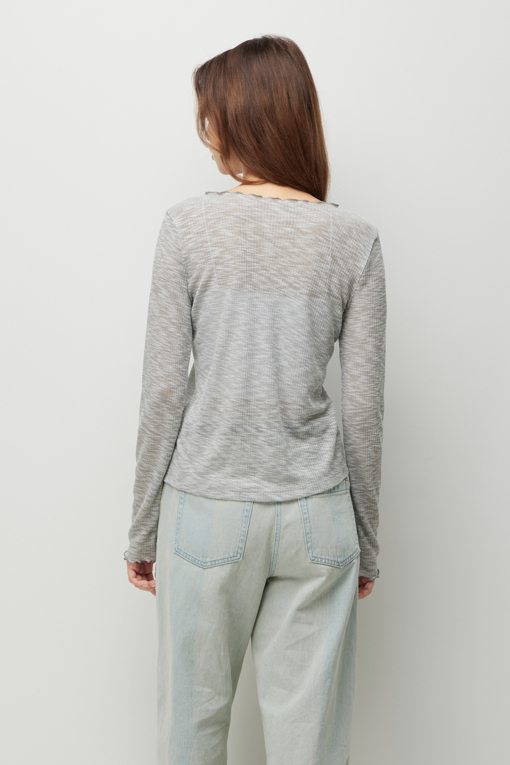 https://img.benettonmall.com/PARTS/KS/26F/SATS03641MG_MB_D2.jpg?cb=1789983961