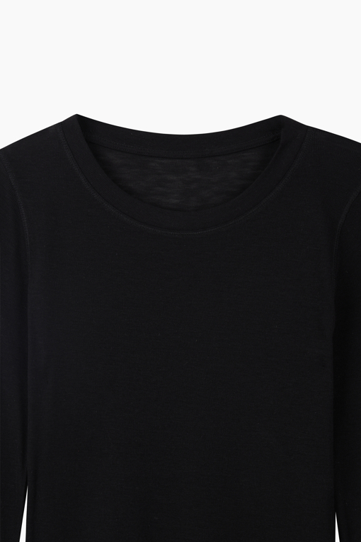 https://img.benettonmall.com/PARTS/KS/26F/SATS07641BK_MB_D12.jpg?cb=1789983961