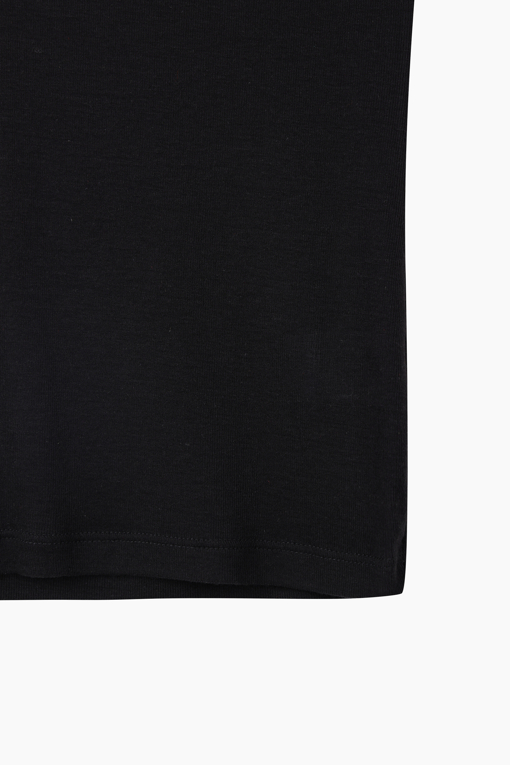 https://img.benettonmall.com/PARTS/KS/26F/SATS07641BK_MB_D14.jpg?cb=1789983961