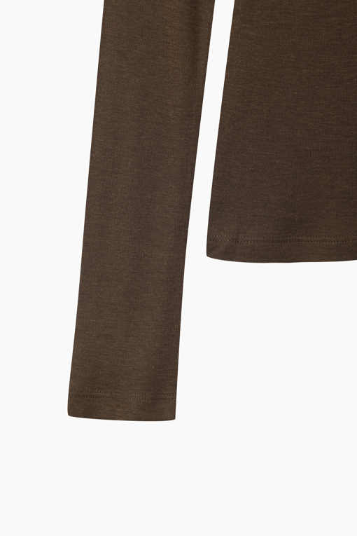 https://img.benettonmall.com/PARTS/KS/26F/SATS07641BR_MB_D13.jpg?cb=1789983961