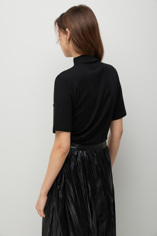 https://img.benettonmall.com/PARTS/KS/26F/SATS13641BK_MB_D4.jpg?cb=1789410927