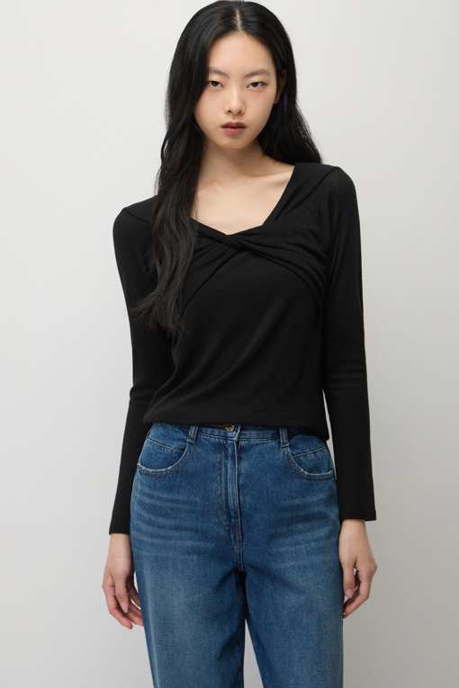 https://img.benettonmall.com/PARTS/KS/26F/SATS14641BK_MB_M3.jpg?cb=1792113748