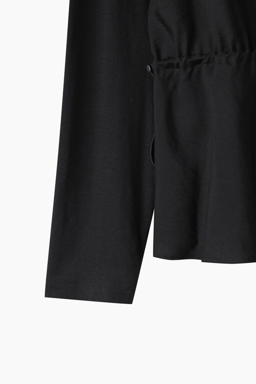 https://img.benettonmall.com/PARTS/KS/26F/SATS15641BK_MB_D3.jpg?cb=1789410927