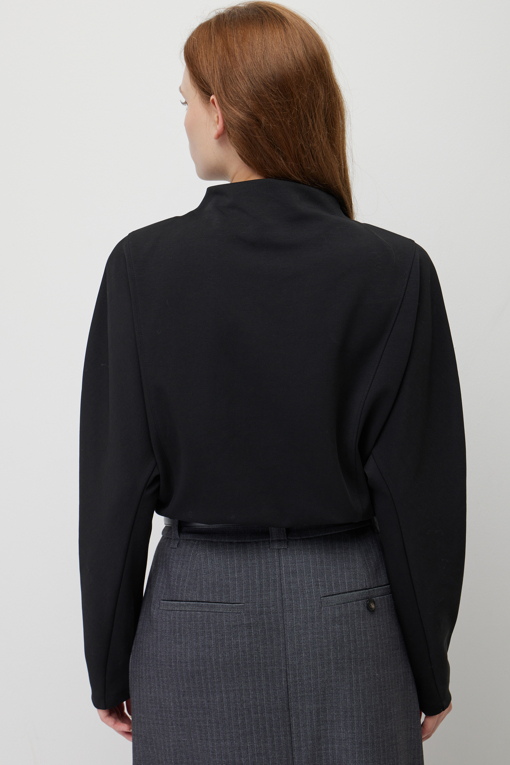 https://img.benettonmall.com/PARTS/KS/26F/SATS31661BK_MB_M4.jpg?cb=1792113748