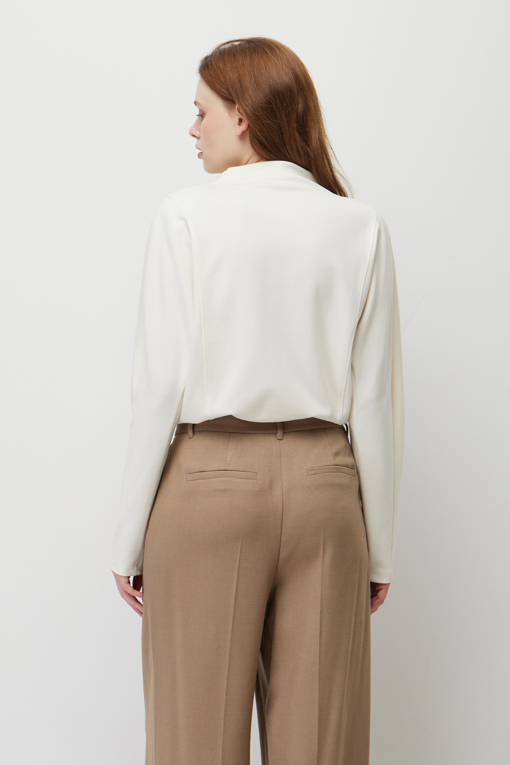 https://img.benettonmall.com/PARTS/KS/26F/SATS31661CR_MB_M2.jpg?cb=1792113748