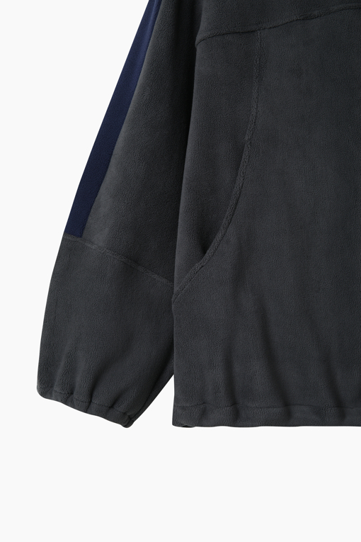 https://img.benettonmall.com/PARTS/KS/26F/SATS35661DG_MB_D3.jpg?cb=1793028892