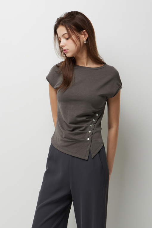 https://img.benettonmall.com/PARTS/KS/26F/SATSE1641CG_MB_D1.jpg?cb=1787100377