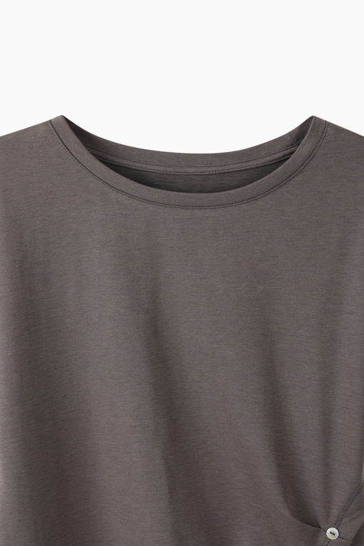 https://img.benettonmall.com/PARTS/KS/26F/SATSE1641CG_MB_D12.jpg?cb=1787829942
