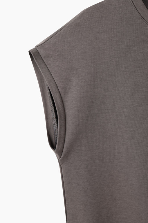 https://img.benettonmall.com/PARTS/KS/26F/SATSE1641CG_MB_D13.jpg?cb=1787100377