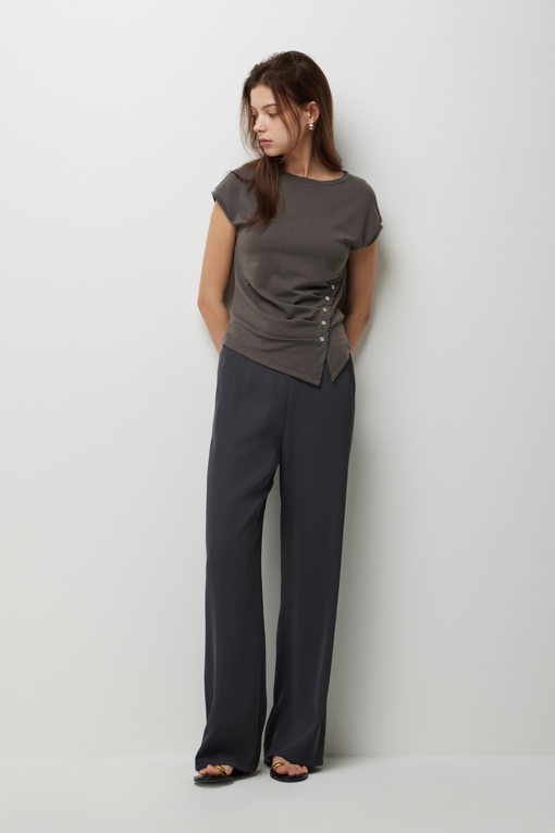 https://img.benettonmall.com/PARTS/KS/26F/SATSE1641CG_MB_D5.jpg?cb=1787829942