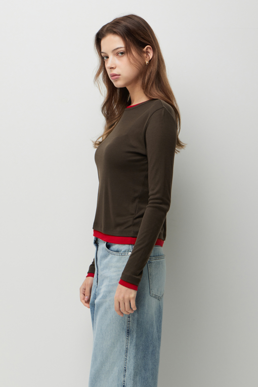 https://img.benettonmall.com/PARTS/KS/26F/SATSE2641BR_MB_D1.jpg?cb=1786279682