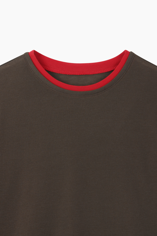 https://img.benettonmall.com/PARTS/KS/26F/SATSE2641BR_MB_D12.jpg?cb=1787100377