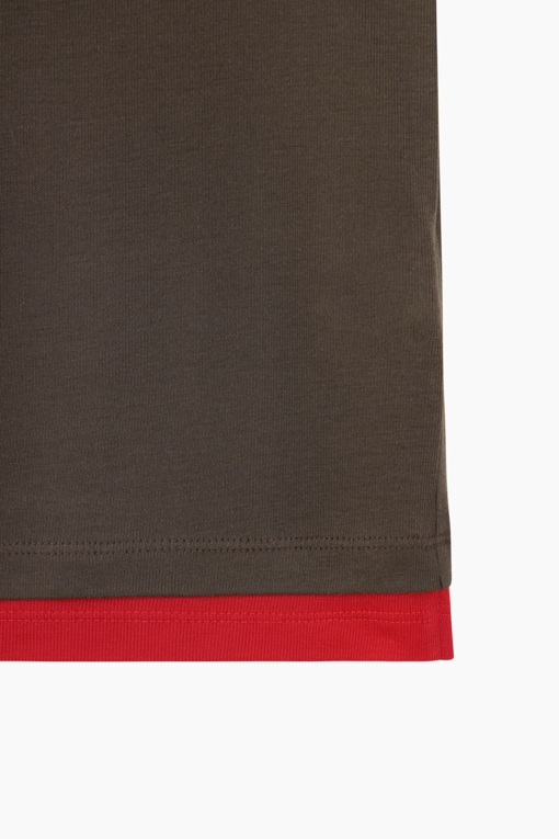https://img.benettonmall.com/PARTS/KS/26F/SATSE2641BR_MB_D14.jpg?cb=1786279682