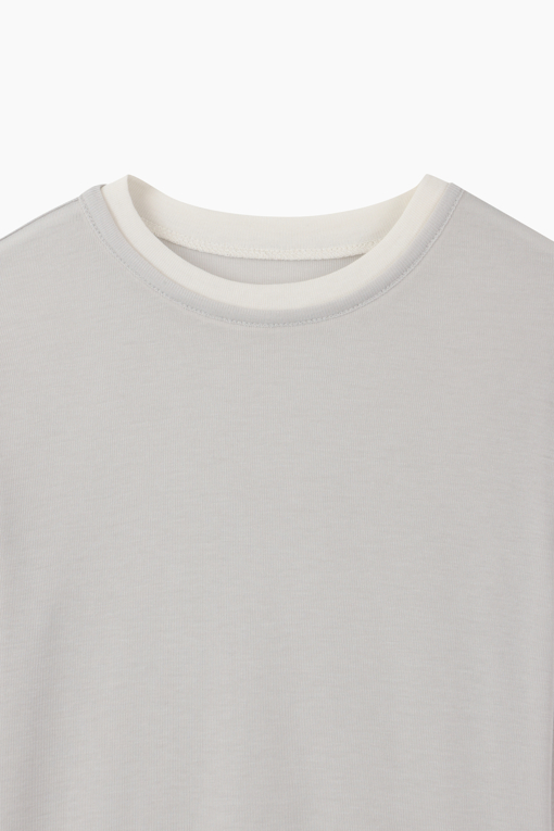 https://img.benettonmall.com/PARTS/KS/26F/SATSE2641LG_MB_D12.jpg?cb=1786279682