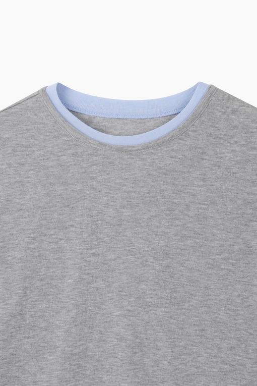 https://img.benettonmall.com/PARTS/KS/26F/SATSE2641MG_MB_D12.jpg?cb=1787100377