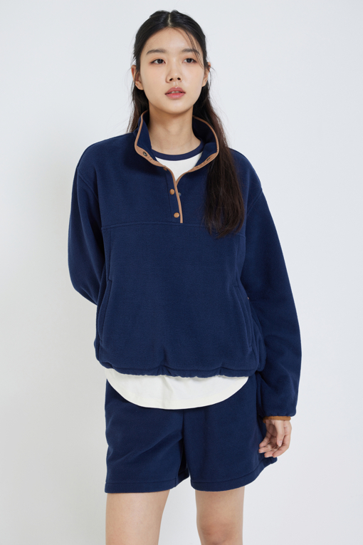 https://img.benettonmall.com/PARTS/KS/26F/SATSE3661DN_MB_M6.jpg?cb=1792404559
