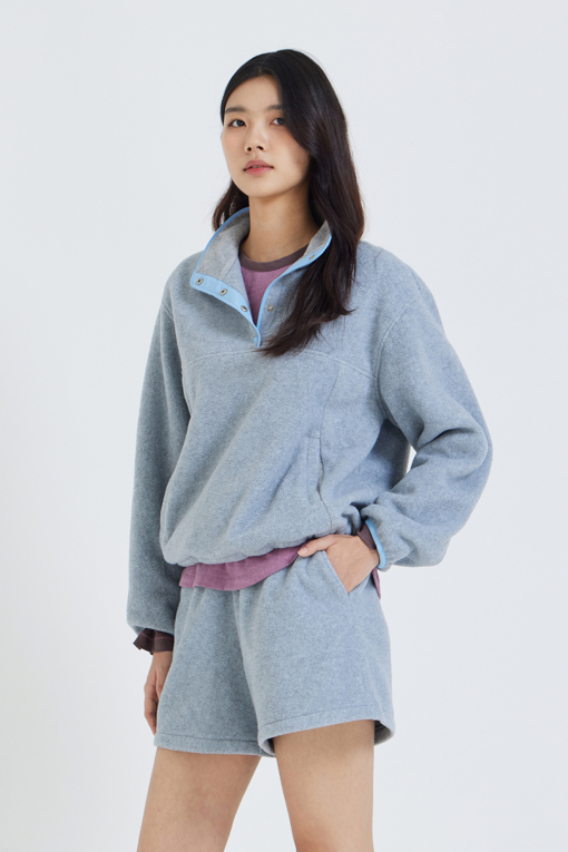 https://img.benettonmall.com/PARTS/KS/26F/SATSE3661LG_MB_M0.jpg?cb=1792404559