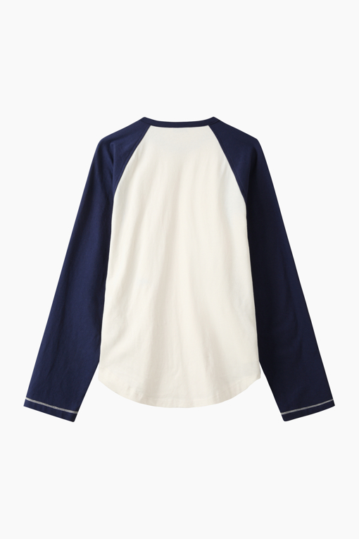 https://img.benettonmall.com/PARTS/KS/26F/SATSE4661CR_MB_D1.jpg?cb=1792404559