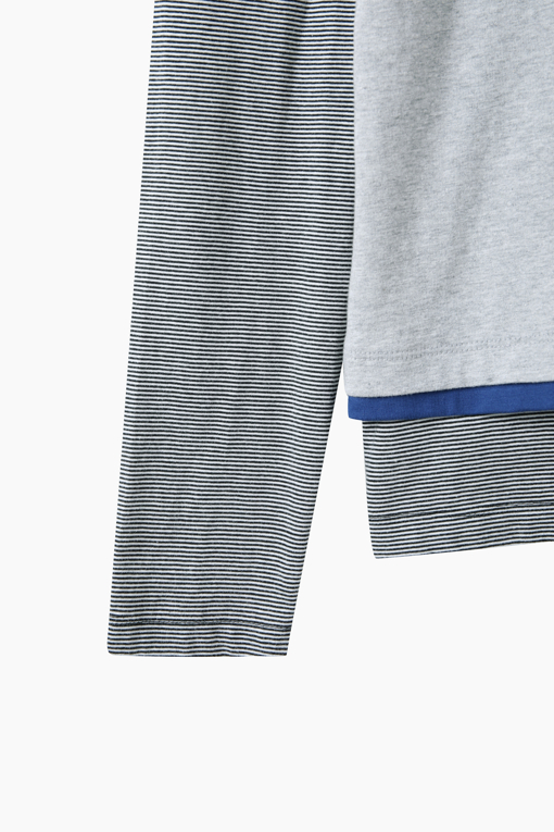 https://img.benettonmall.com/PARTS/KS/26F/SATSE5661MG_MB_D4.jpg?cb=1792404559
