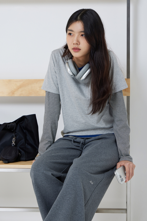 https://img.benettonmall.com/PARTS/KS/26F/SATSE5661MG_MB_M6.jpg?cb=1792404559