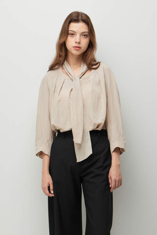 https://img.benettonmall.com/PARTS/KS/26F/SAWS01641BE_MB_D0.jpg?cb=1789410927