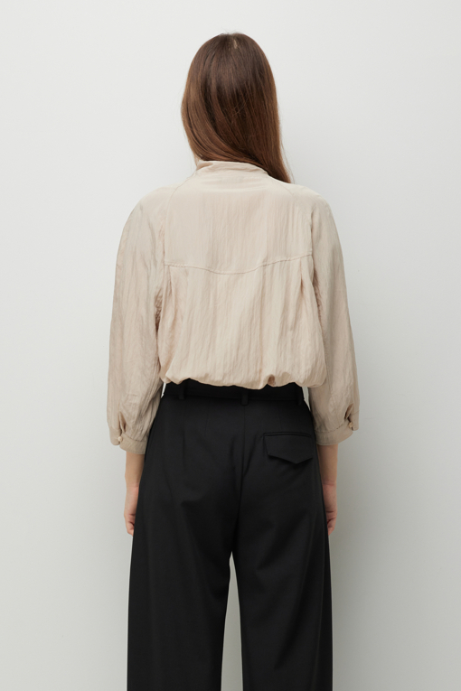 https://img.benettonmall.com/PARTS/KS/26F/SAWS01641BE_MB_D2.jpg?cb=1789410927