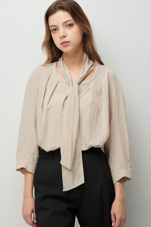 https://img.benettonmall.com/PARTS/KS/26F/SAWS01641BE_MB_D3.jpg?cb=1789410927