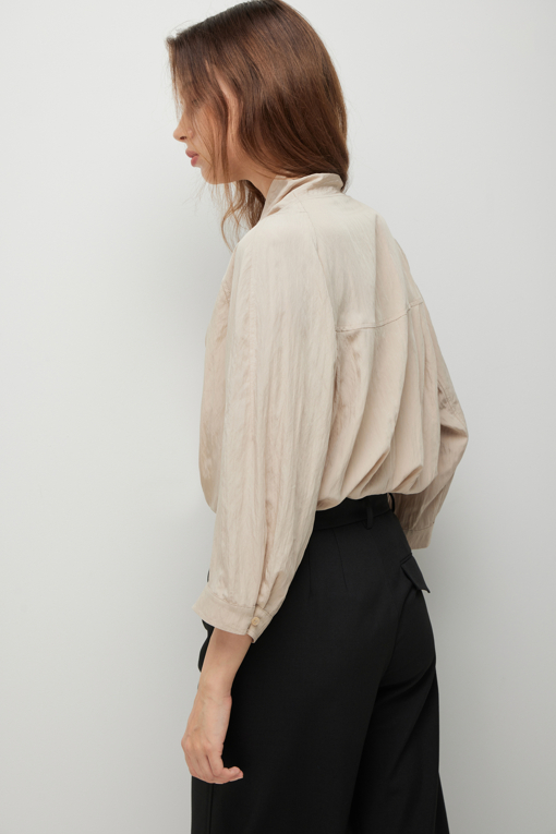 https://img.benettonmall.com/PARTS/KS/26F/SAWS01641BE_MB_D4.jpg?cb=1789410927