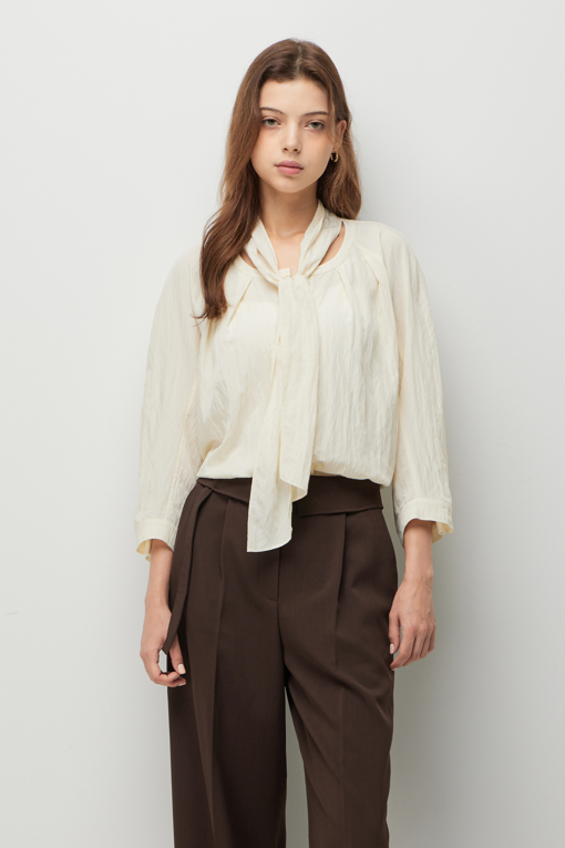 https://img.benettonmall.com/PARTS/KS/26F/SAWS01641IV_MB_D0.jpg?cb=1789410927