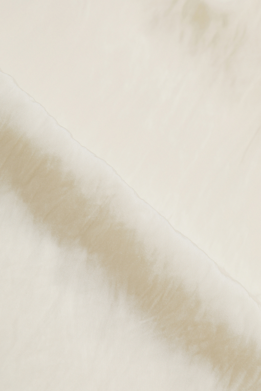 https://img.benettonmall.com/PARTS/KS/26F/SAWS01641IV_MB_D15.jpg?cb=1789410927
