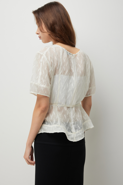 https://img.benettonmall.com/PARTS/KS/26F/SAWS04641IV_MB_D4.jpg?cb=1789983961
