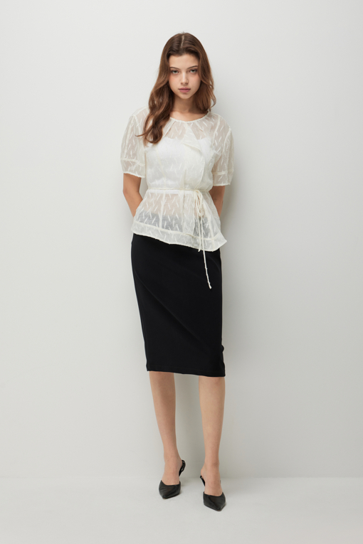 https://img.benettonmall.com/PARTS/KS/26F/SAWS04641IV_MB_D5.jpg?cb=1789983961