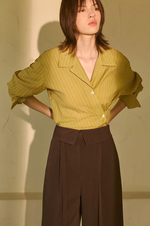 https://img.benettonmall.com/PARTS/KS/26F/SAWS05641OL_MB.jpg?cb=1785497529